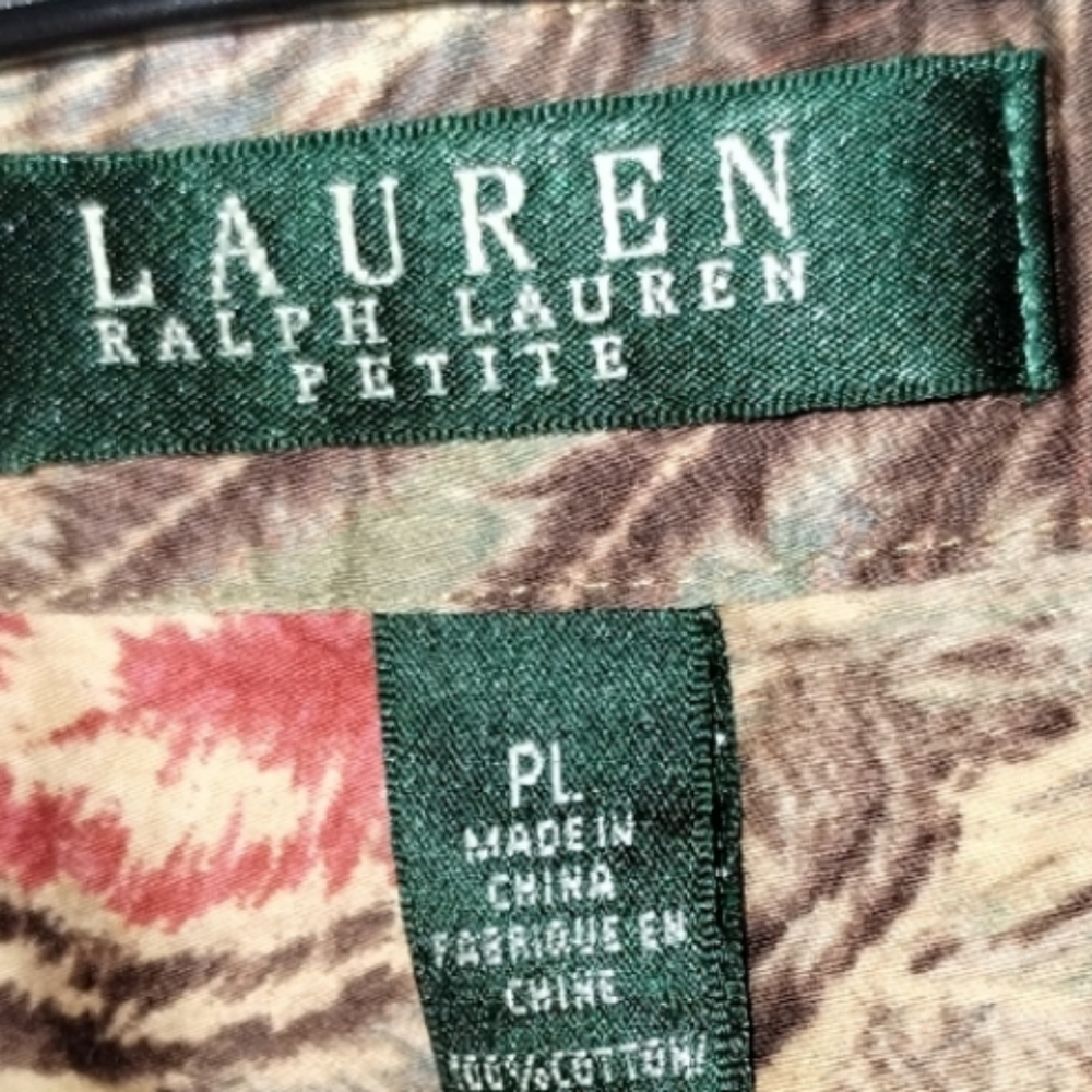 Lauren Ralph Lauren petite large floral blouse, long sleeve - Picture 5 of 7